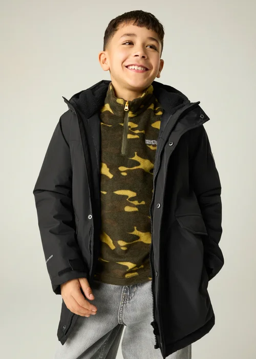 Regatta Black Farbank II Isotex Waterproof Jacket (3-13 years) - 5-6 Yrs Image 1