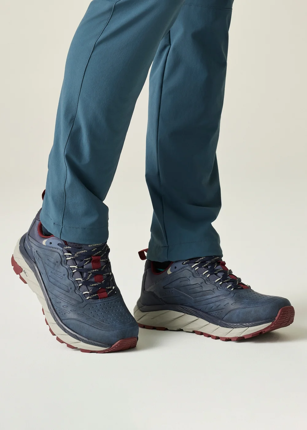 Regatta Navy Derino Low Isotex Waterproof Shoes - 9.5 Image 1