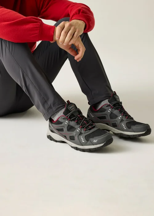 Regatta Grey/Black Vendeavour Waterproof Shoes - 7 Image 3
