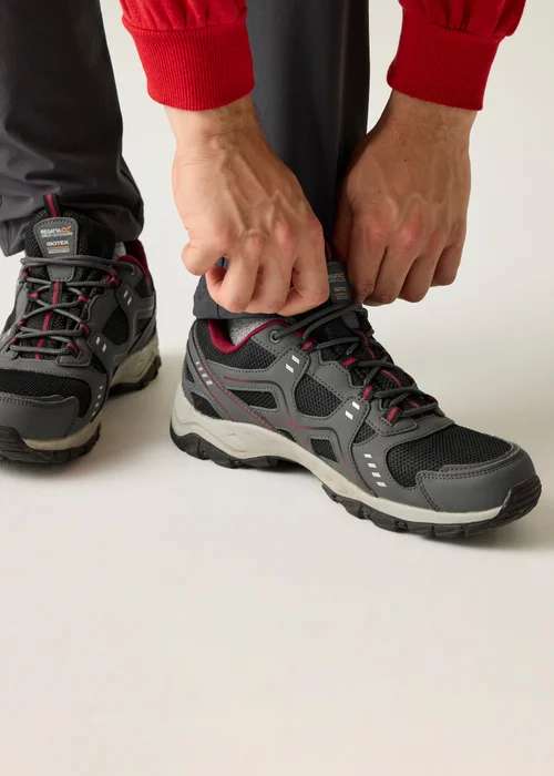 Regatta Grey/Black Vendeavour Waterproof Shoes - 7 Image 1