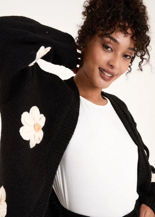 Blue Vanilla Black Daisy Large Flower Cardigan - M/L Image 2