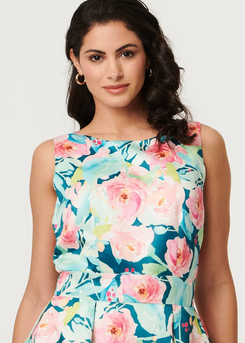 Izabel London Multi Blue Floral Sleeveless Pleat Front Midi Dress - 18 Image 4