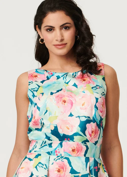 Izabel London Multi Blue Floral Sleeveless Pleat Front Midi Dress - 18 Image 4