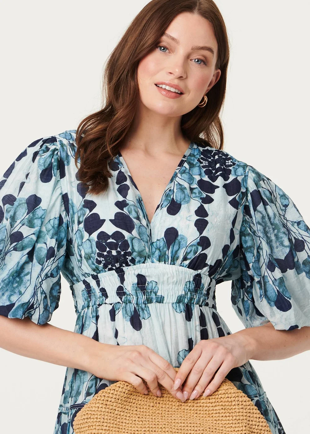 Izabel London Blue Floral 1/2 Puff Sleeve Tiered Midi Dress - 14 Image 4