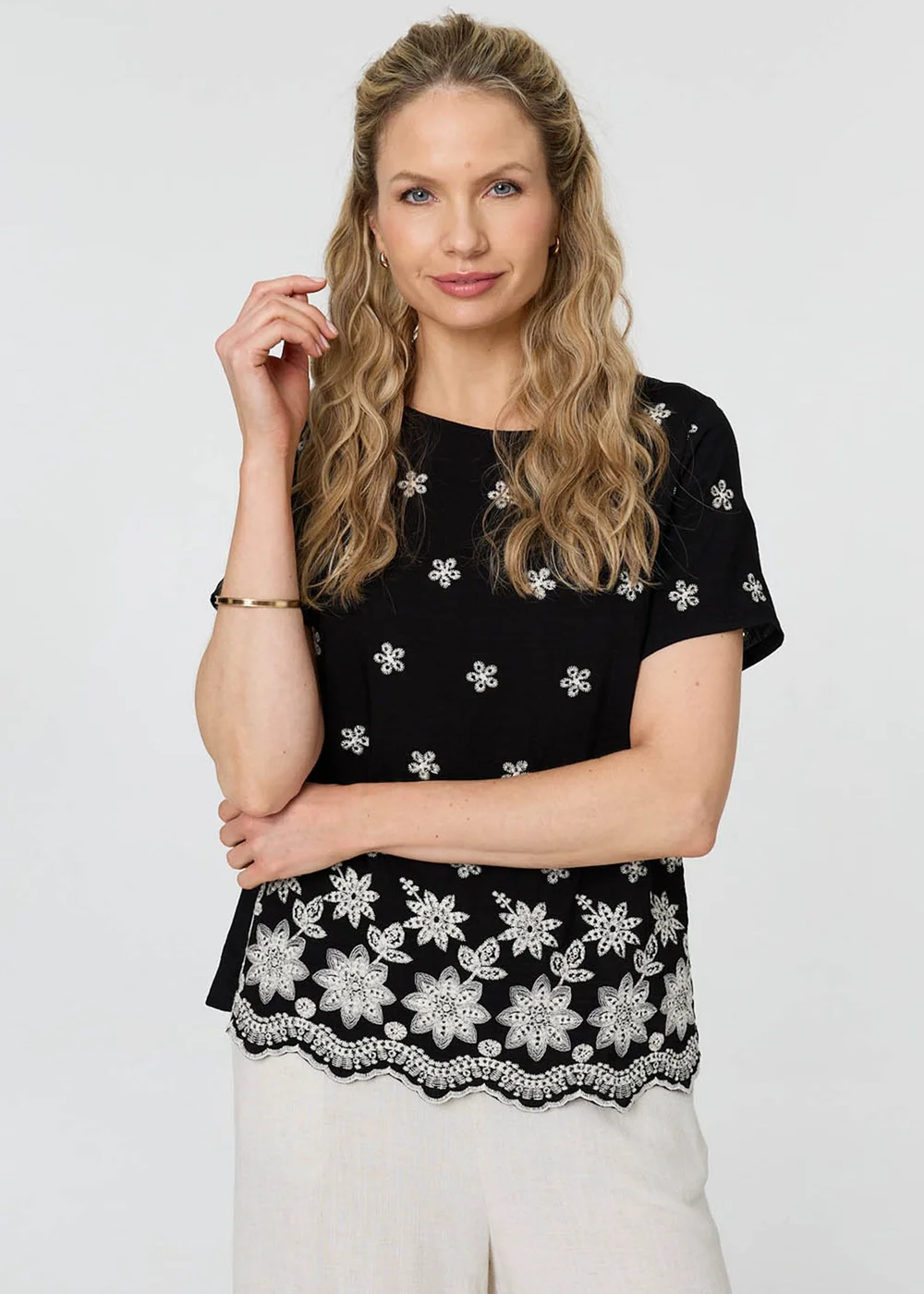 Izabel London Black Floral Embroidered Short Sleeve Top - 10 Image 2