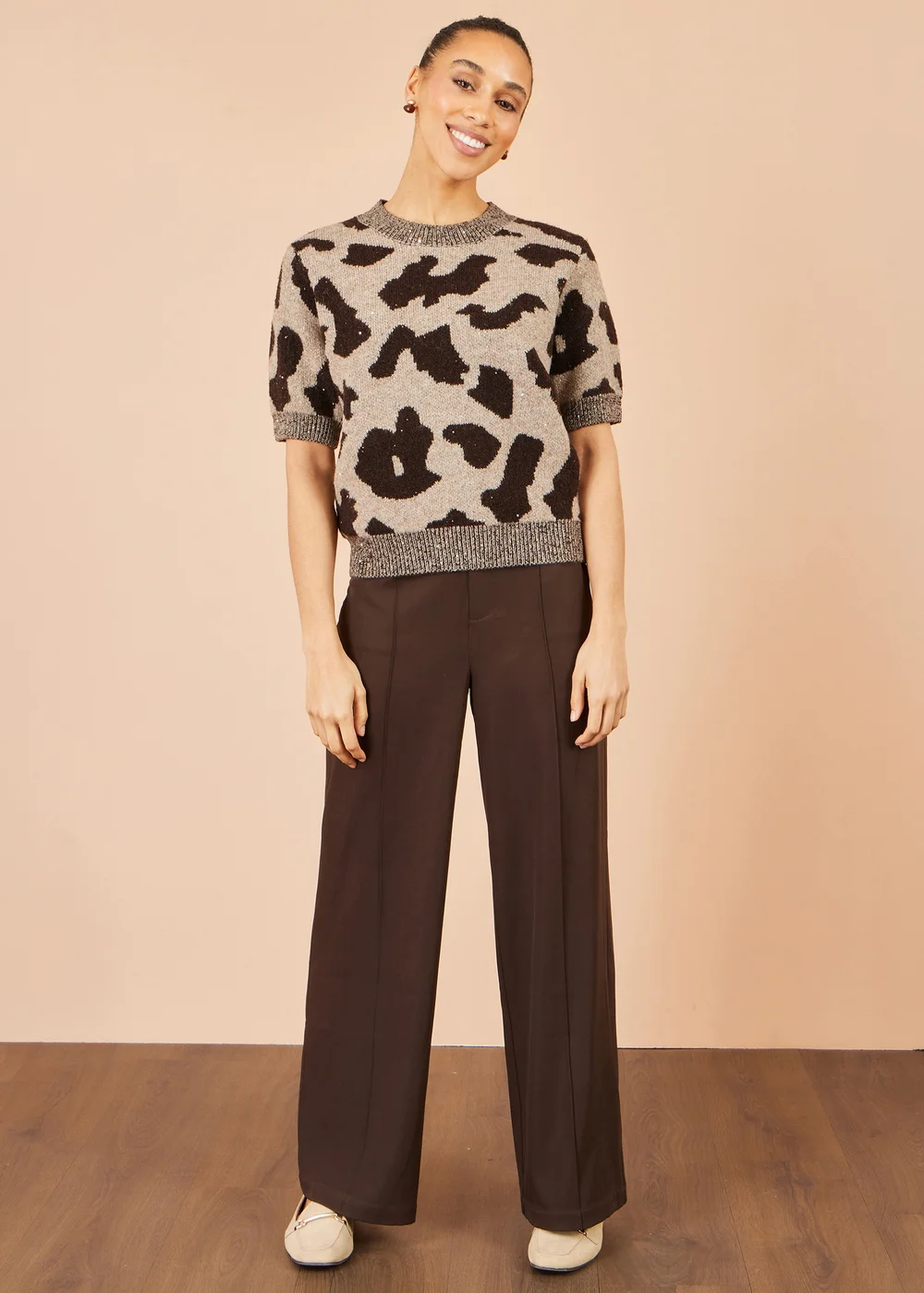 Yumi Brown Leopard Intarsia Short Sleeve Jumper - S Image 2