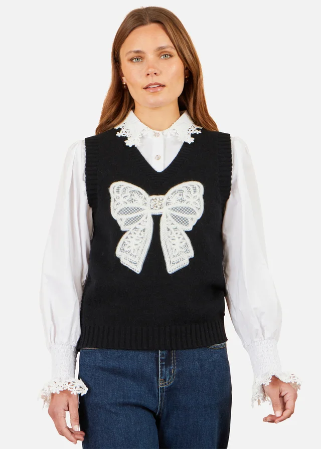 Yumi Black Lace Bow Knitted Pullover