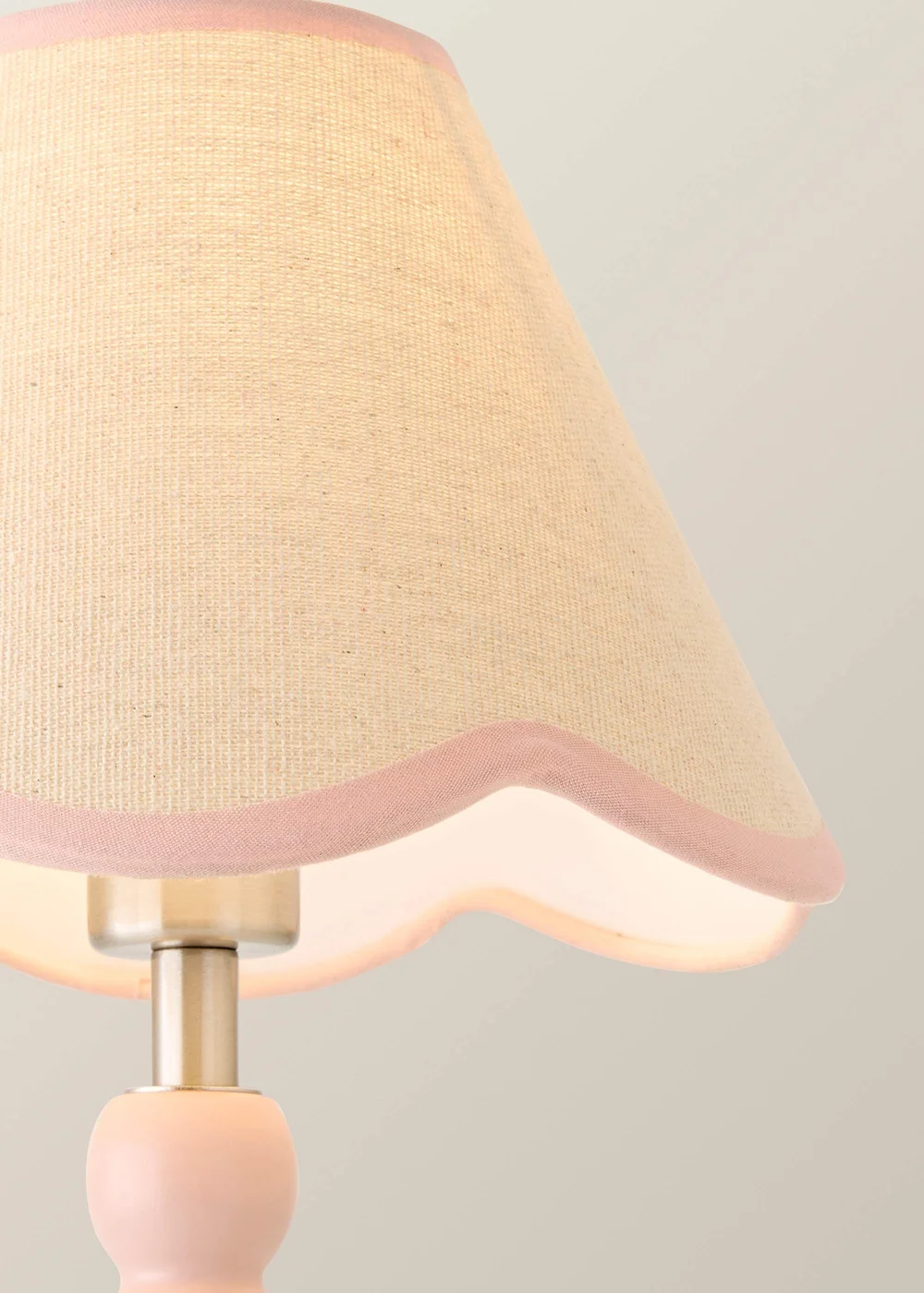 ValueLights Bobble Pink Rechargeable Table Lamp With Pink Trim Scallop Shade - One Size Image 4