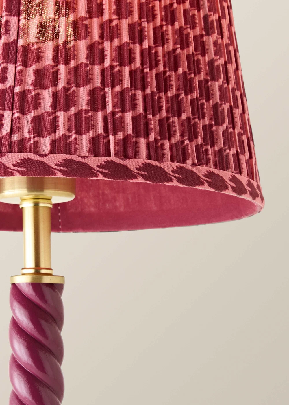 ValueLights Amara Pink Twist Table Lamp With Double Pink Pleated Shade & Warm White Bulb - One Size Image 4