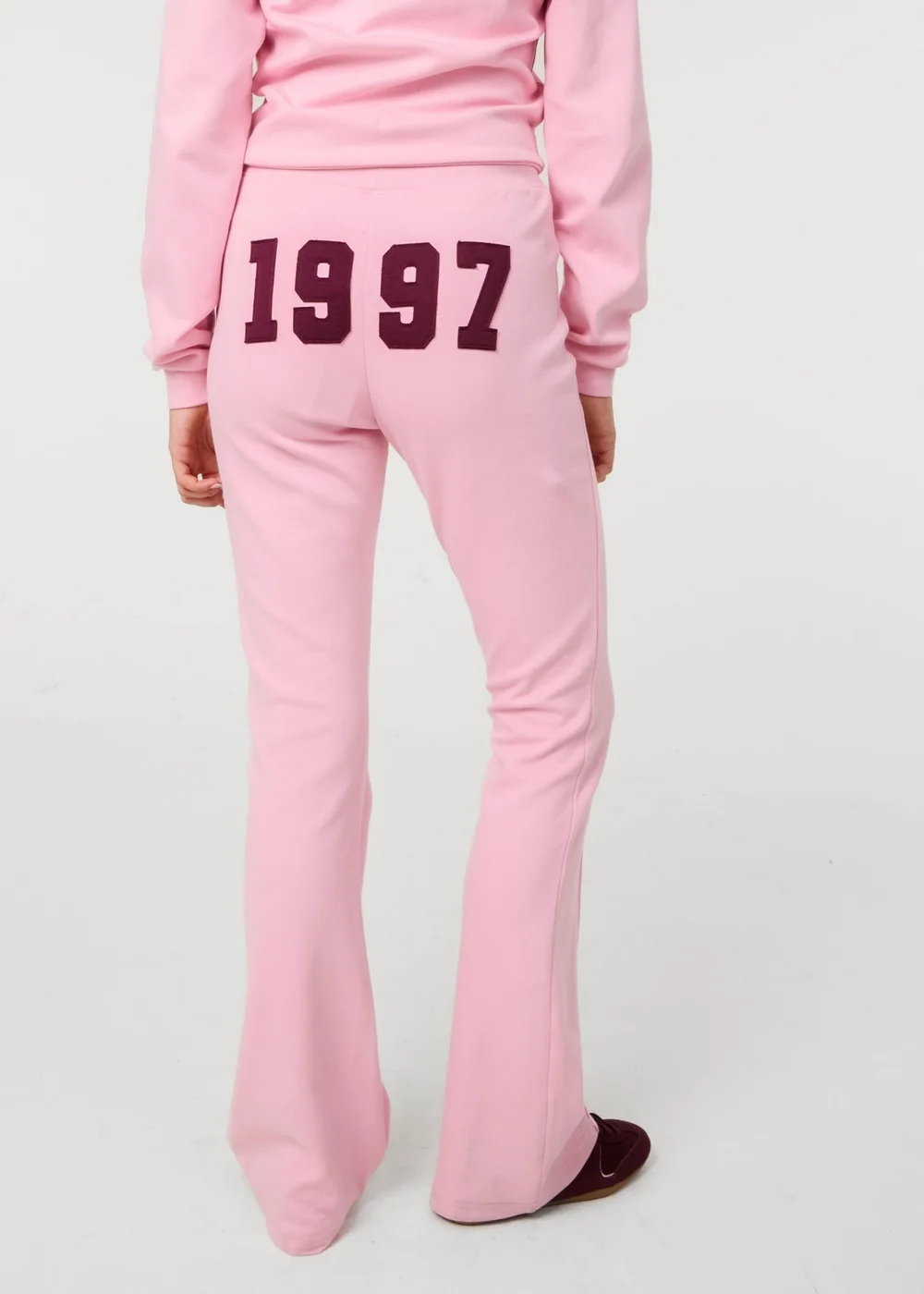 Pink Vanilla Pink 97 Pintuck Joggers - S Image 2