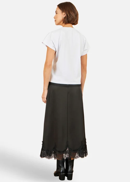 Yumi White Bow T-Shirt With Lace - 12 Image 2