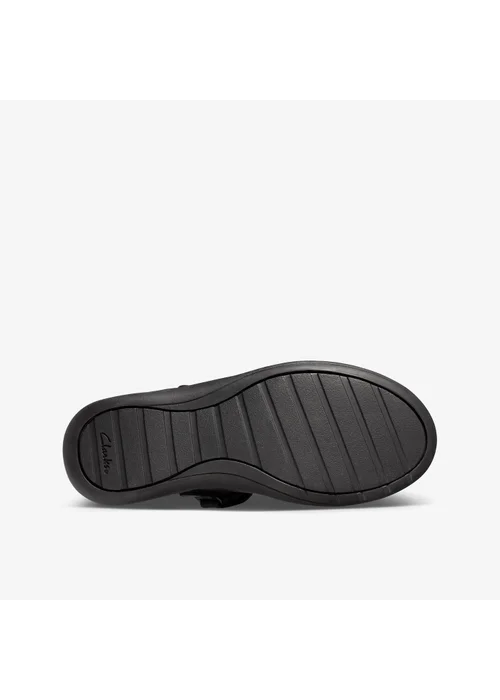 Clarks School Etch Craft Kid Black Leather Narrow - 10.5 Infants Image 3