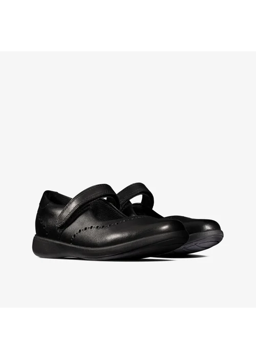 Clarks School Etch Craft Kid Black Leather Narrow - 10.5 Infants Image 4