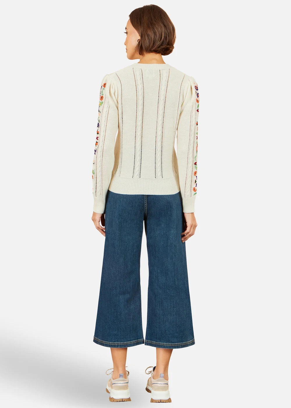 Yumi Floral Embroidery Cable Jumper - L Image 3