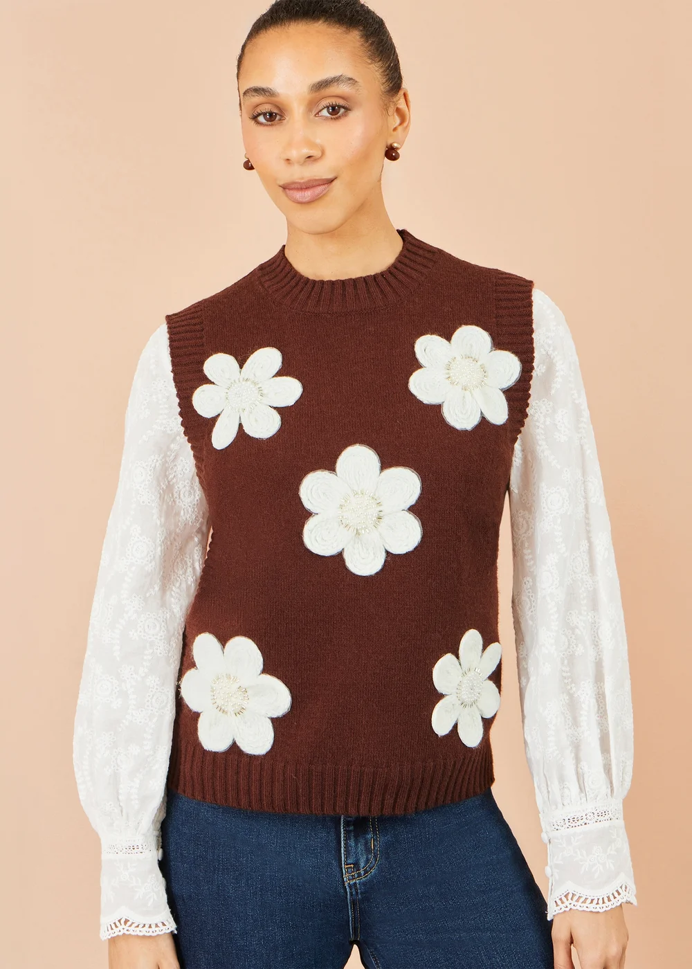Yumi Brown Flower Applique Knit Tank - L Image 1