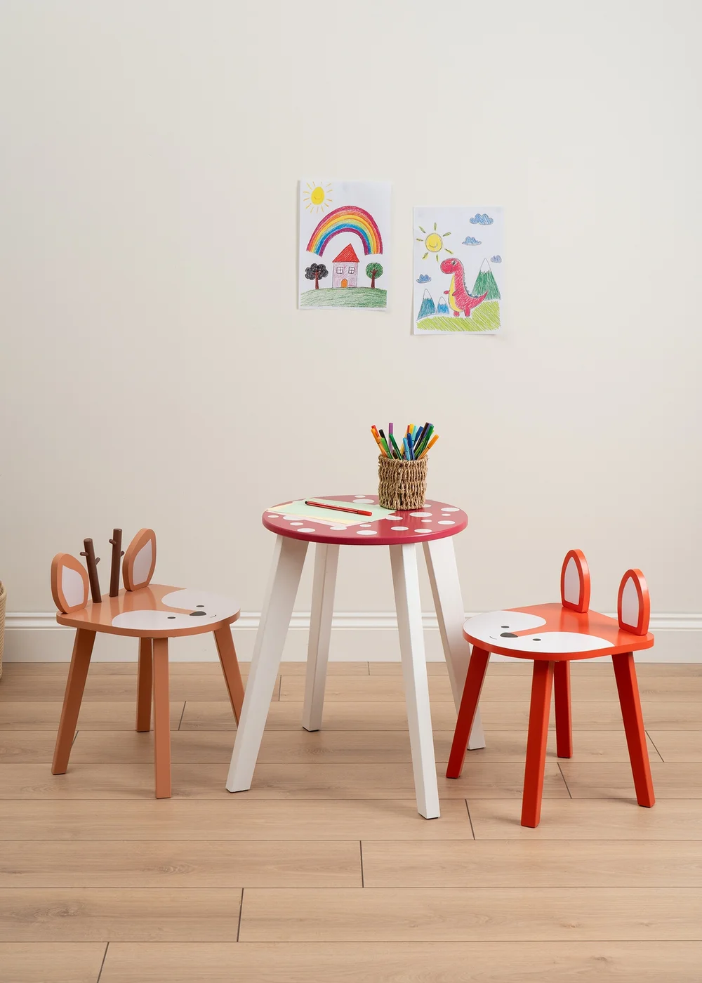 Scottish Everlastings Kids Table & Chair Set 45x40cm - One Size Image 1