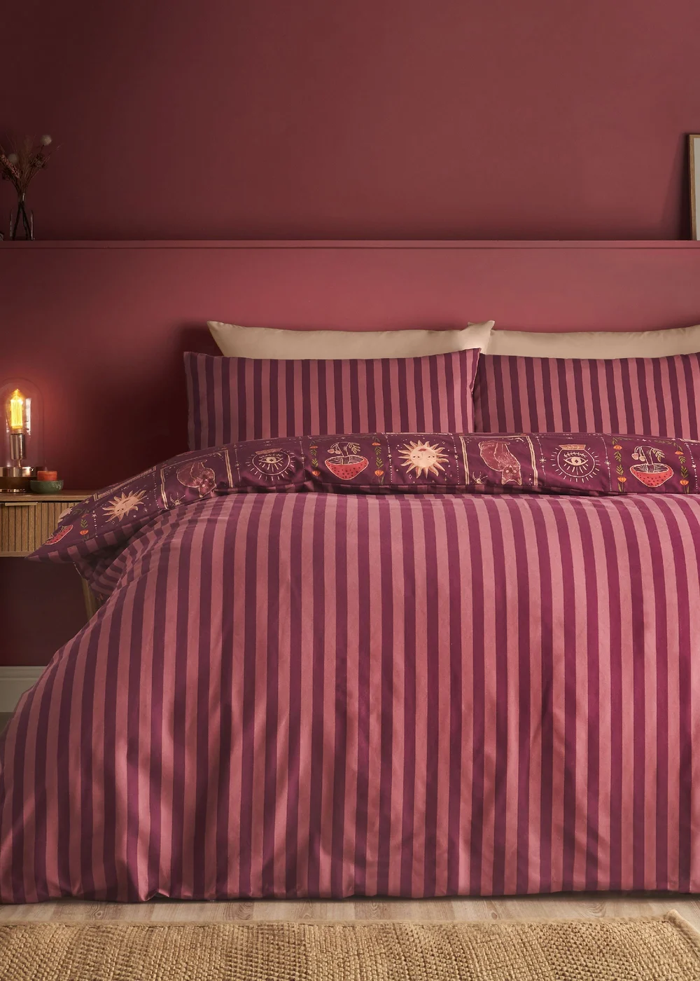 Catherine Lansfield Enchanted Witchcraft Reversible Duvet Cover Set Plum - Single Image 2