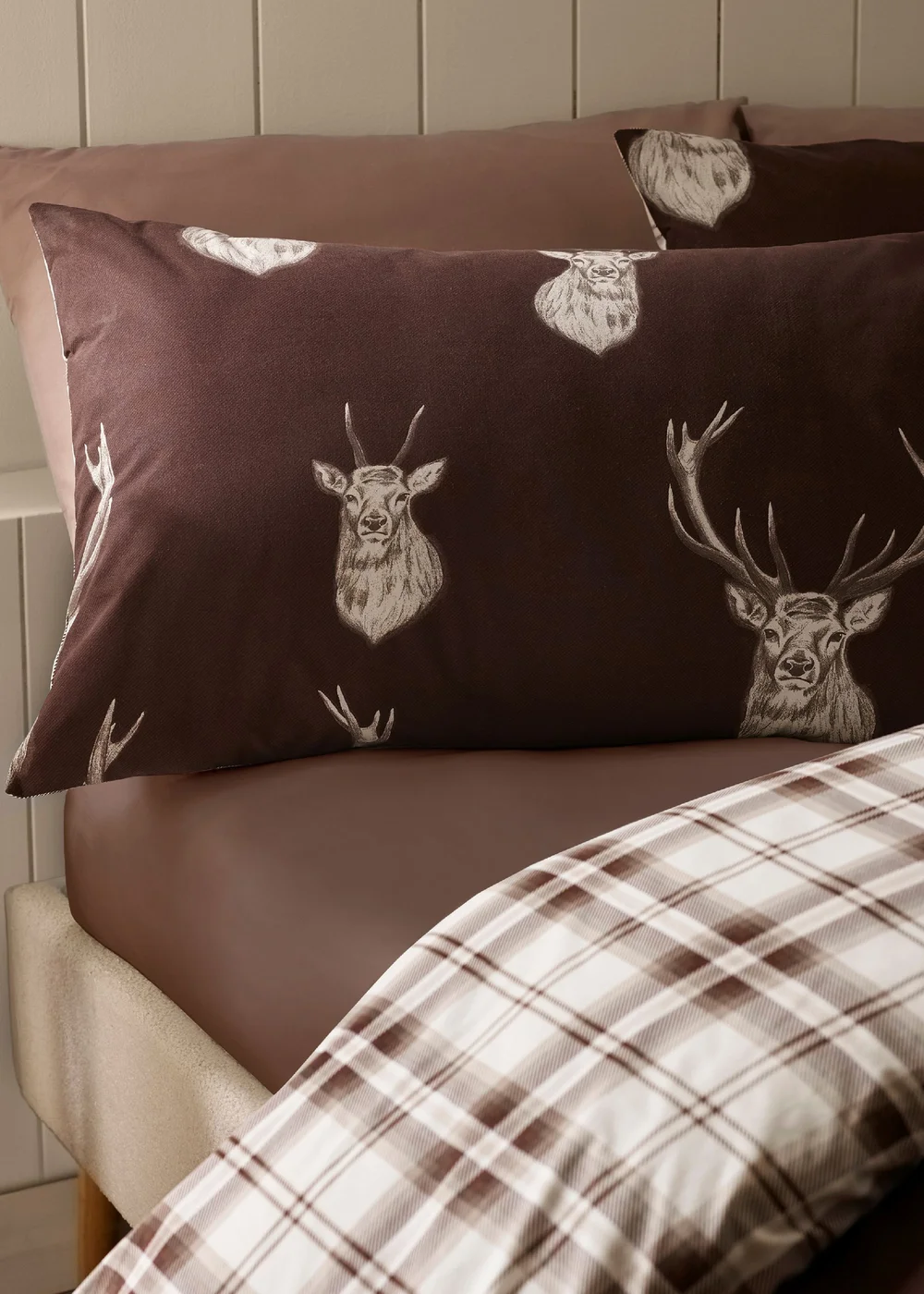 Catherine Lansfield Stag Check Reversible Duvet Cover Set Chocolate - Single Image 3