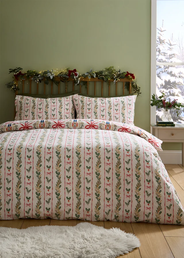 Catherine Lansfield Christmas Nutcracker Bows Reversible Duvet Cover Set Natural
