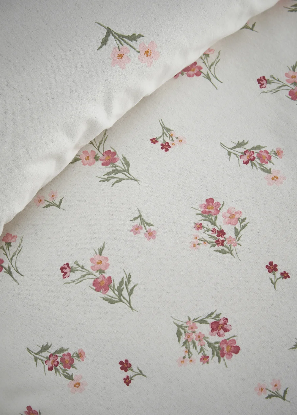 Catherine Lansfield Brushed Ditsy Floral Cotton Reversible Duvet Cover Set Pink - Single Image 4