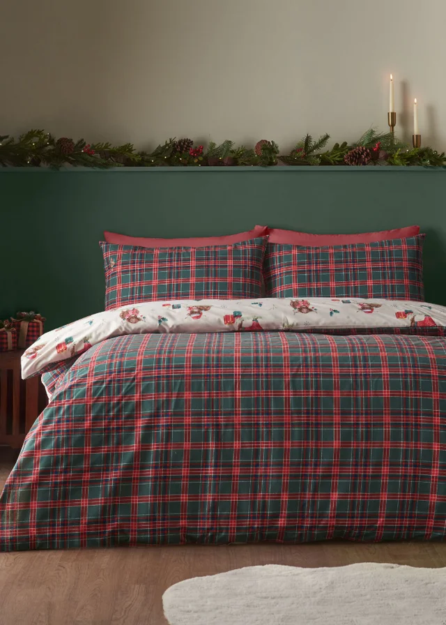Catherine Lansfield Christmas Highland Cow Reversible Duvet Cover Set Natural
