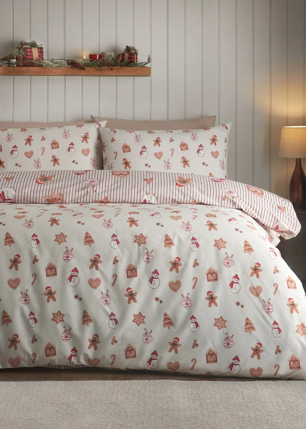 Catherine Lansfield Christmas Gingerbread Stripe Reversible Duvet Cover Set Natural - Junior Image 2