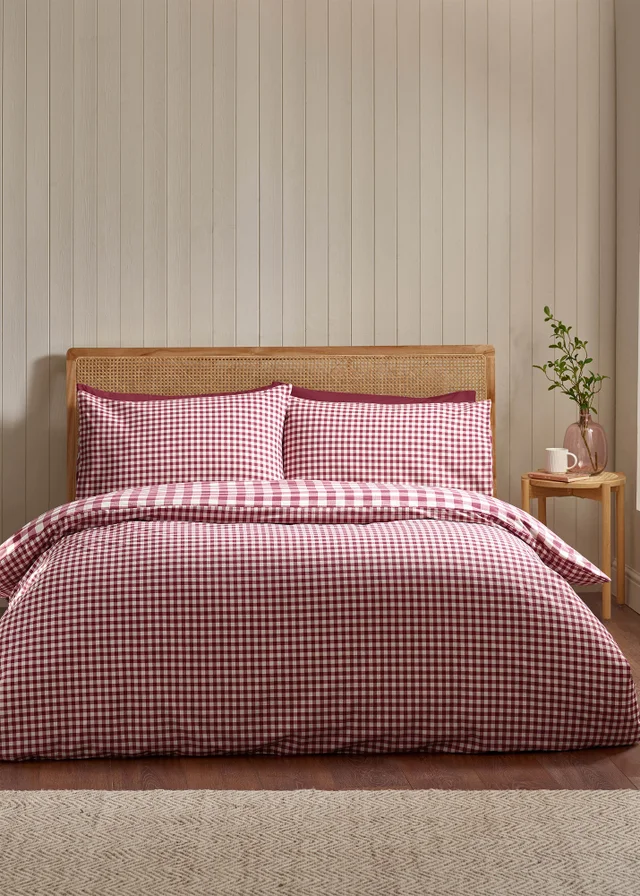 Catherine Lansfield Brushed Gingham Check Reversible Duvet Cover Set Burgundy