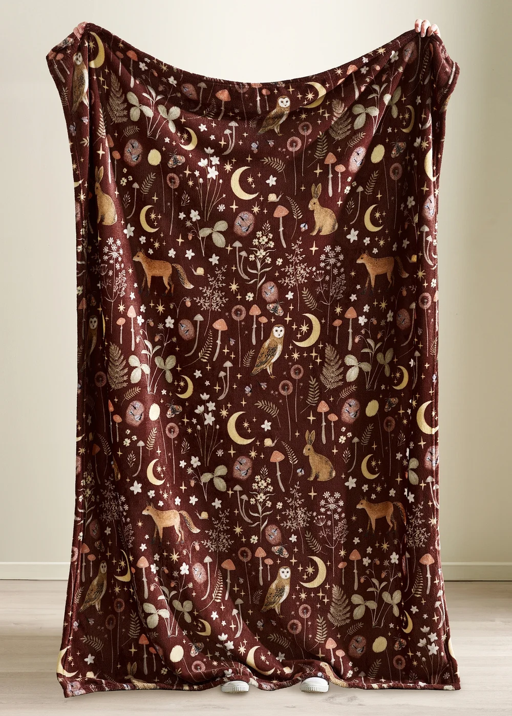 Catherine Lansfield Enchanted Twilight Animals Cosy Fleece 130x170cm Blanket Throw Chocolate - One Size Image 2