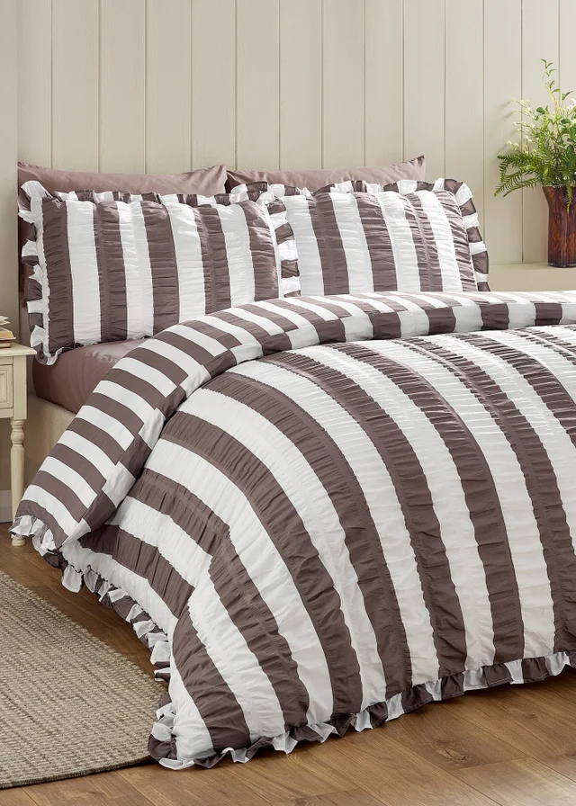 Catherine Lansfield Seersucker Frill Stripe Duvet Cover Set Chocolate