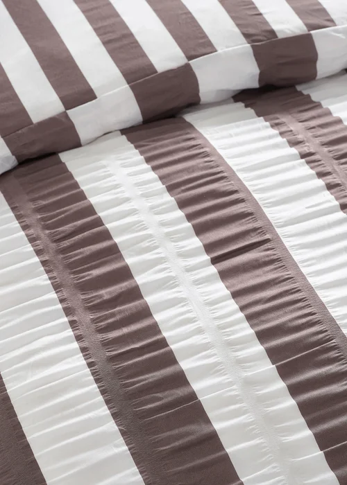 Catherine Lansfield Seersucker Frill Stripe Duvet Cover Set Chocolate - Single Image 3