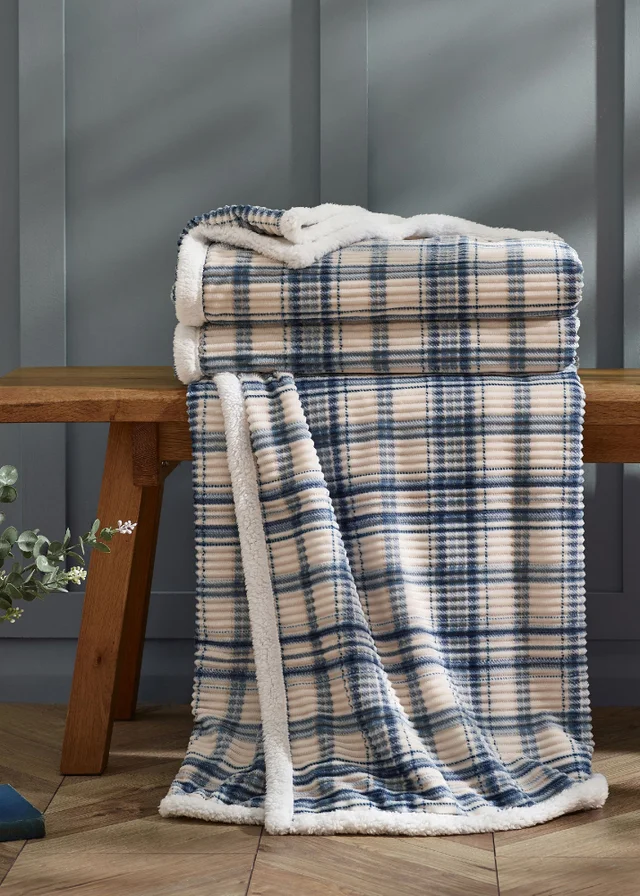 Catherine Lansfield Cosy Ribbed Check 130x170cm Blanket Throw Blue