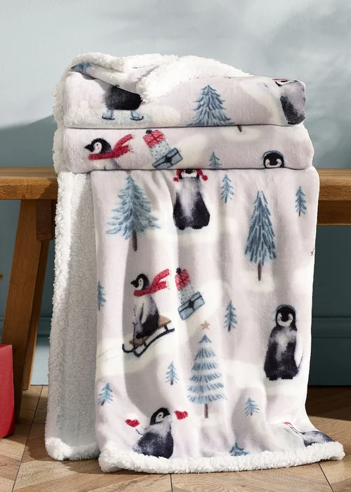 Catherine Lansfield Christmas Sherpa Penguins Cosy 130x170cm Blanket Throw Natural - One Size Image 1