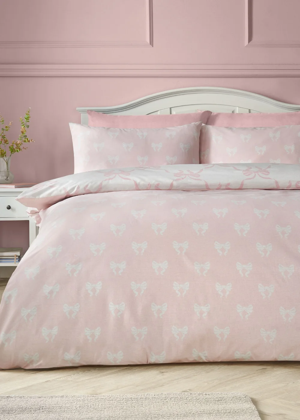 Catherine Lansfield Pretty Bows Reversible Duvet Cover Set Pink - Single Image 2
