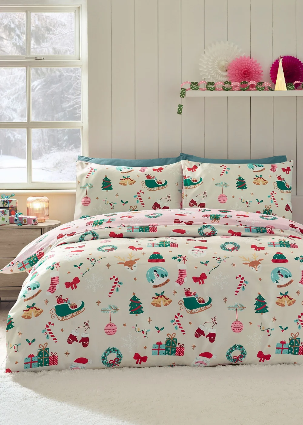 Catherine Lansfield Christmas Happy Holidays So Soft Reversible Duvet Cover Set Pink - Junior Image 2