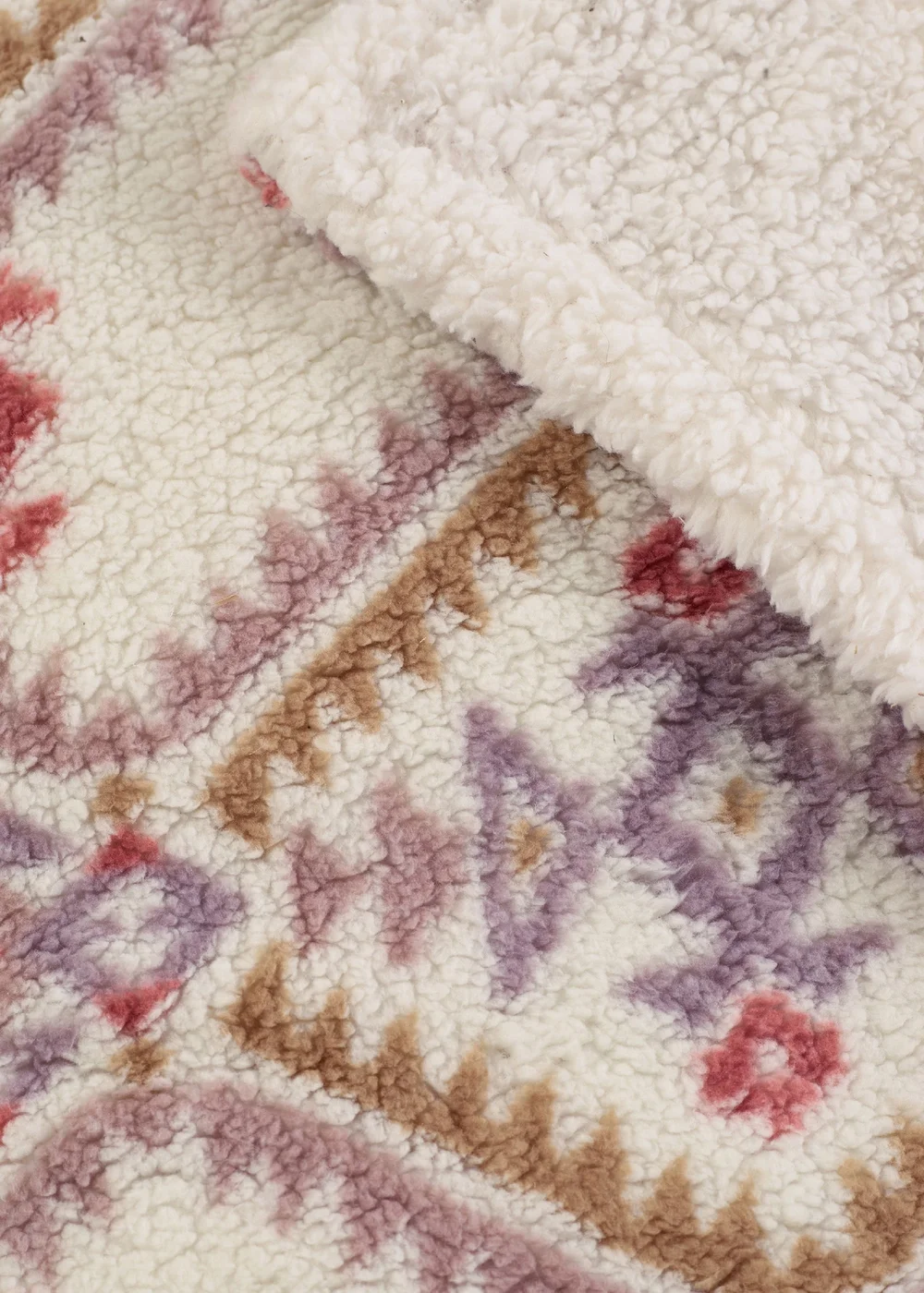 Catherine Lansfield Navajo Fleece Cosy Sherpa Reverse 200x240cm Blanket Throw Natural - One Size Image 3