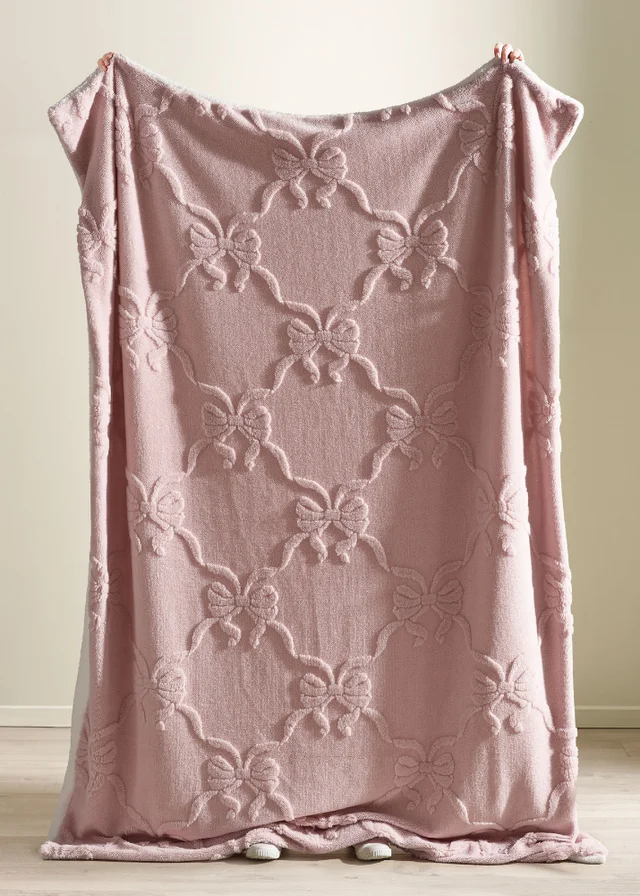 Catherine Lansfield Carved Bow Cosy Fleece 130x170cm Blanket Throw Pink