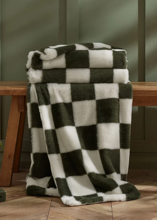 Catherine Lansfield Cosy Soft Checkerboard Fleece 130x170cm Blanket Throw Green