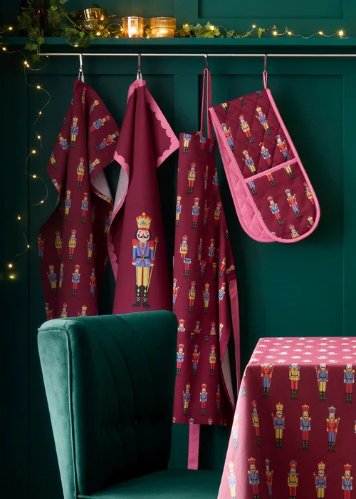 Catherine Lansfield Christmas Nutcracker Cotton 50x70cm Kitchen Tea Towel Pack of 4 Plum - One Size Image 3