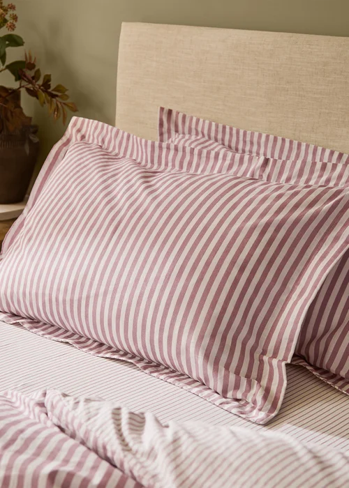Yard Hebden Single Stripe 100% Cotton Duvet Set Rosewood - King Image 4