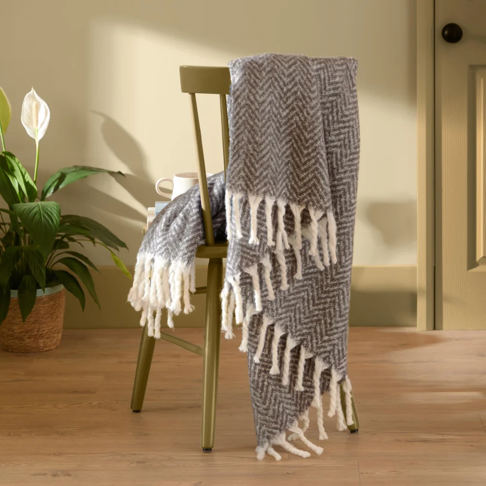 Furn Tweedie 130x180 Brushed Herringbone Throw Charcoal - 130cm x 160cm Image 1