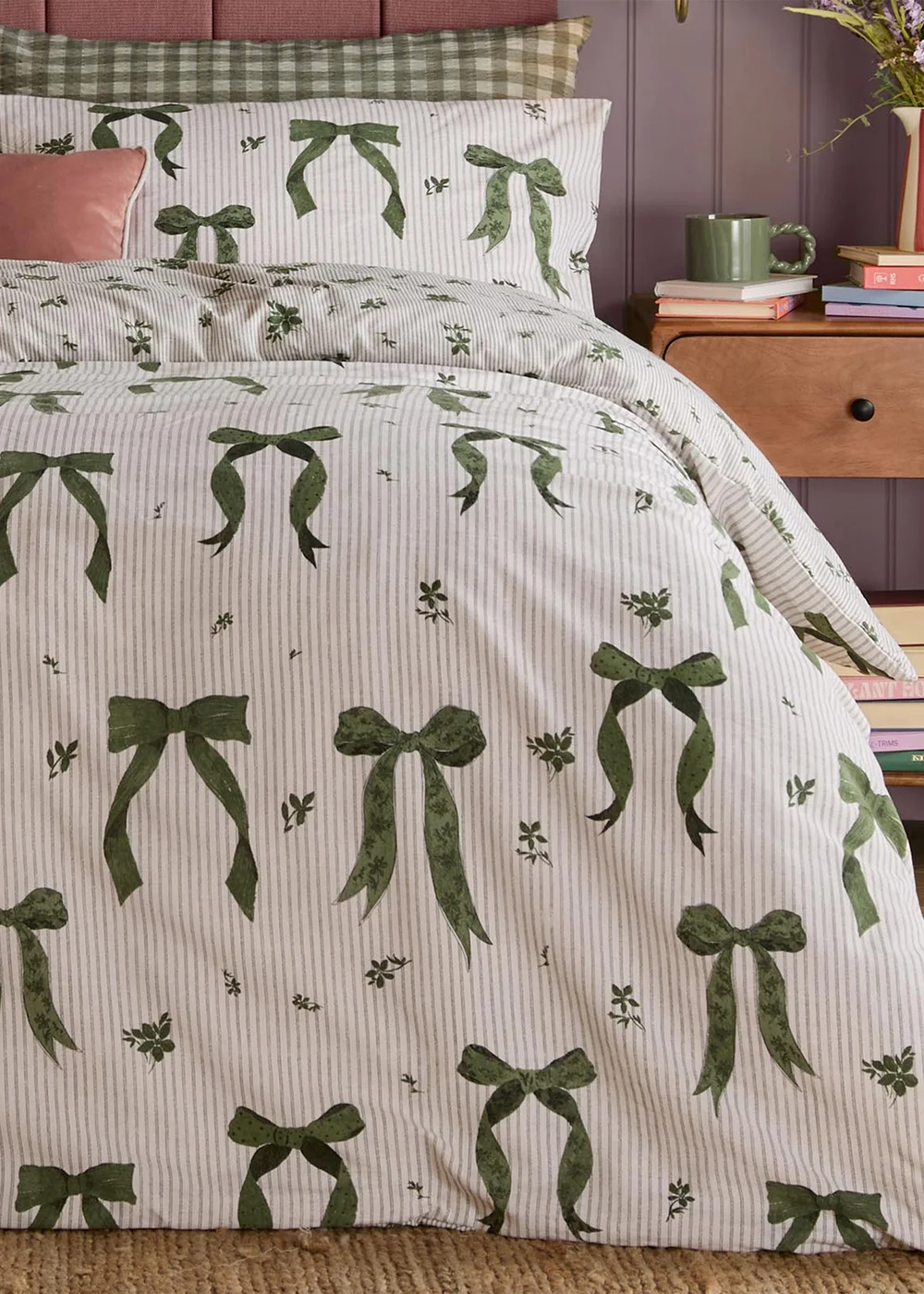 Furn Belle Stripe Double Reversible Duvet Set Evergreen - Single Image 3