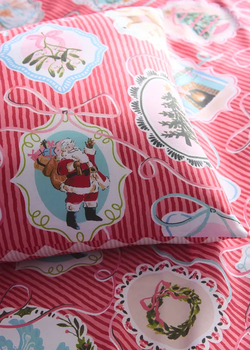 Fusion Christmas Vintage Frames Super Soft Red Duvet Cover Set - Single Image 3