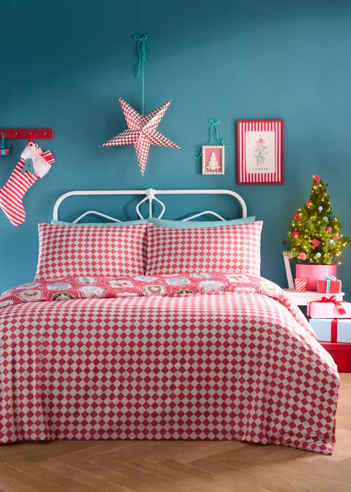Fusion Christmas Vintage Frames Super Soft Red Duvet Cover Set - Single Image 4