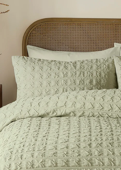Serene Embossed Grid Textured Green Duvet Cover Set - Single Image 2