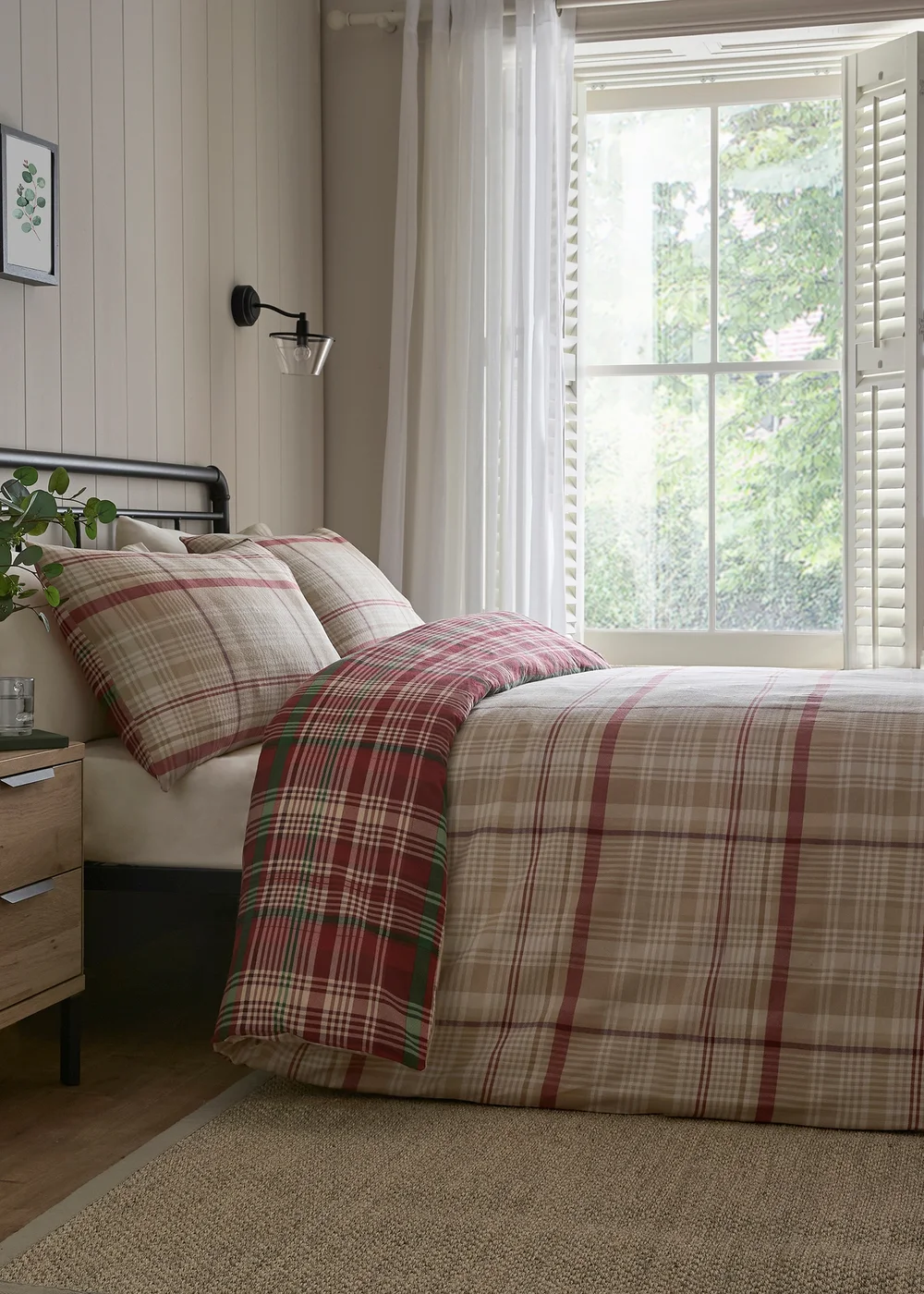 Dreams & Drapes Bennet Check Brushed Red Duvet Cover Set - Super king Image 4