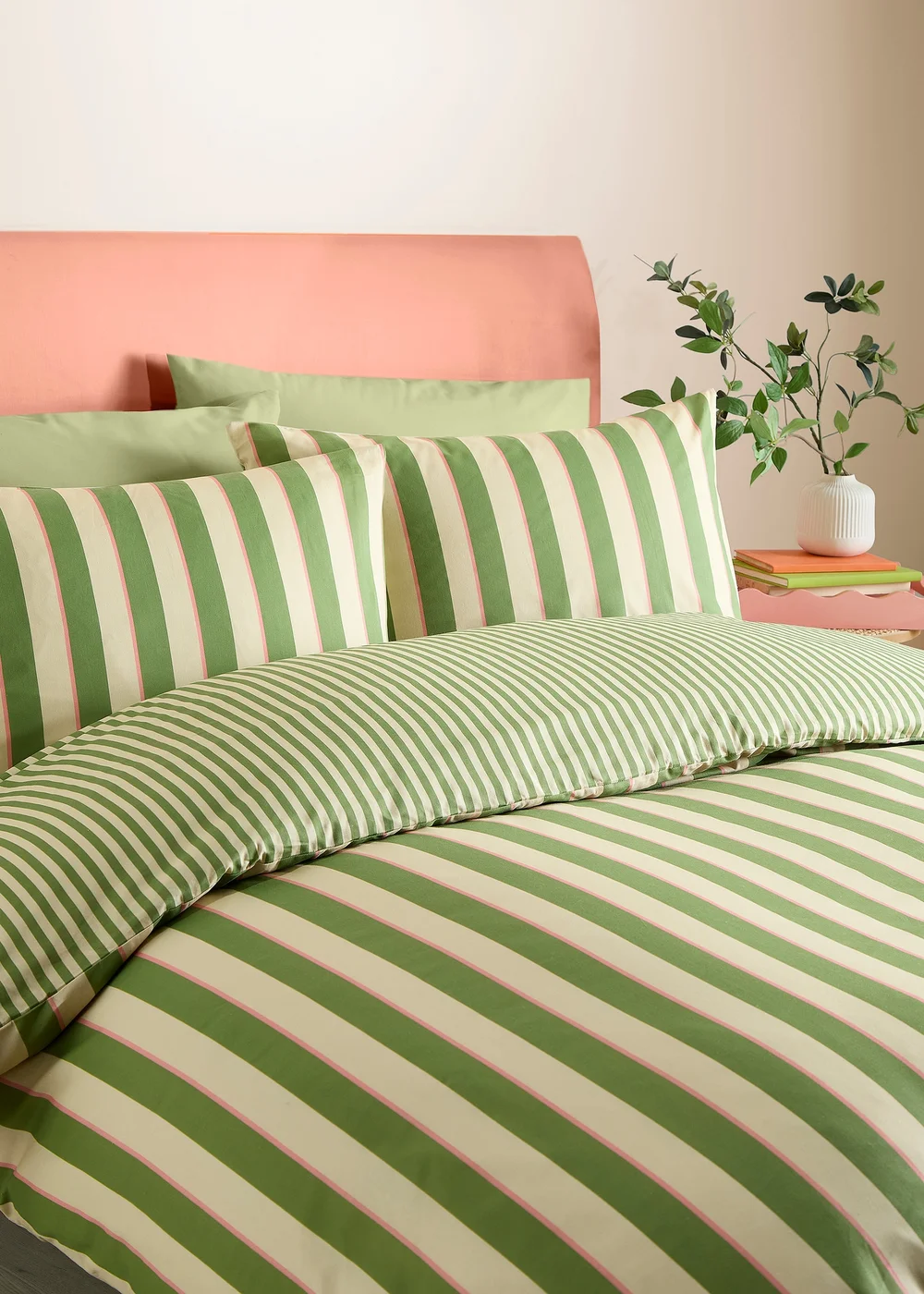 Fusion Bold Stripe Digitally Printed Green Duvet Cover Set - Single Image 2