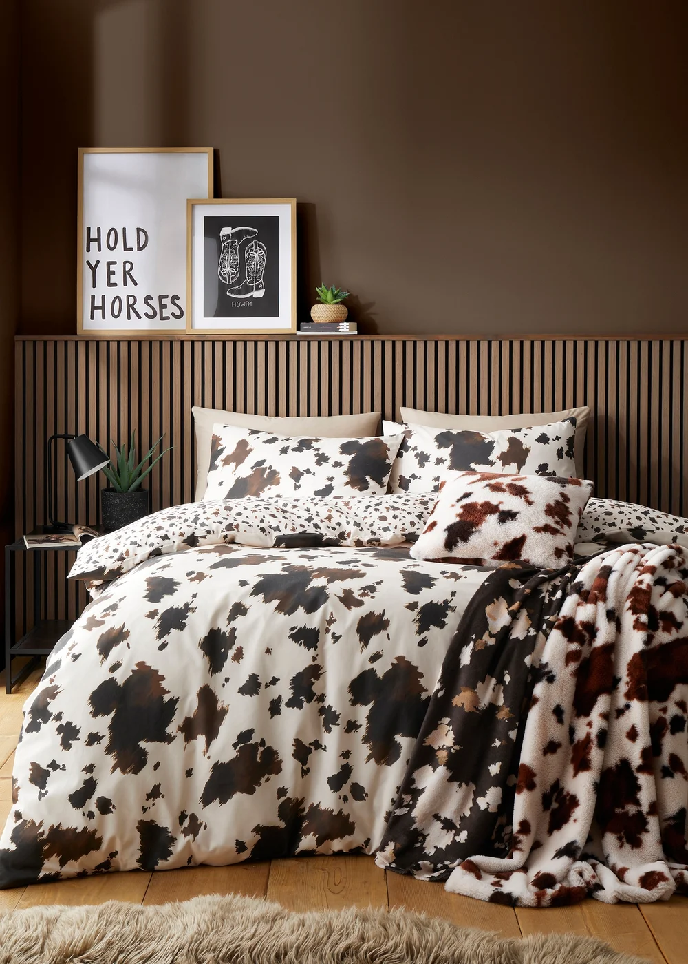Fusion Cow Print Faux Fur Reversible Natural Bedspread - One Size Image 5