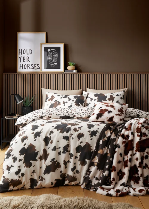 Fusion Cow Print Faux Fur Reversible Natural Bedspread - One Size Image 5
