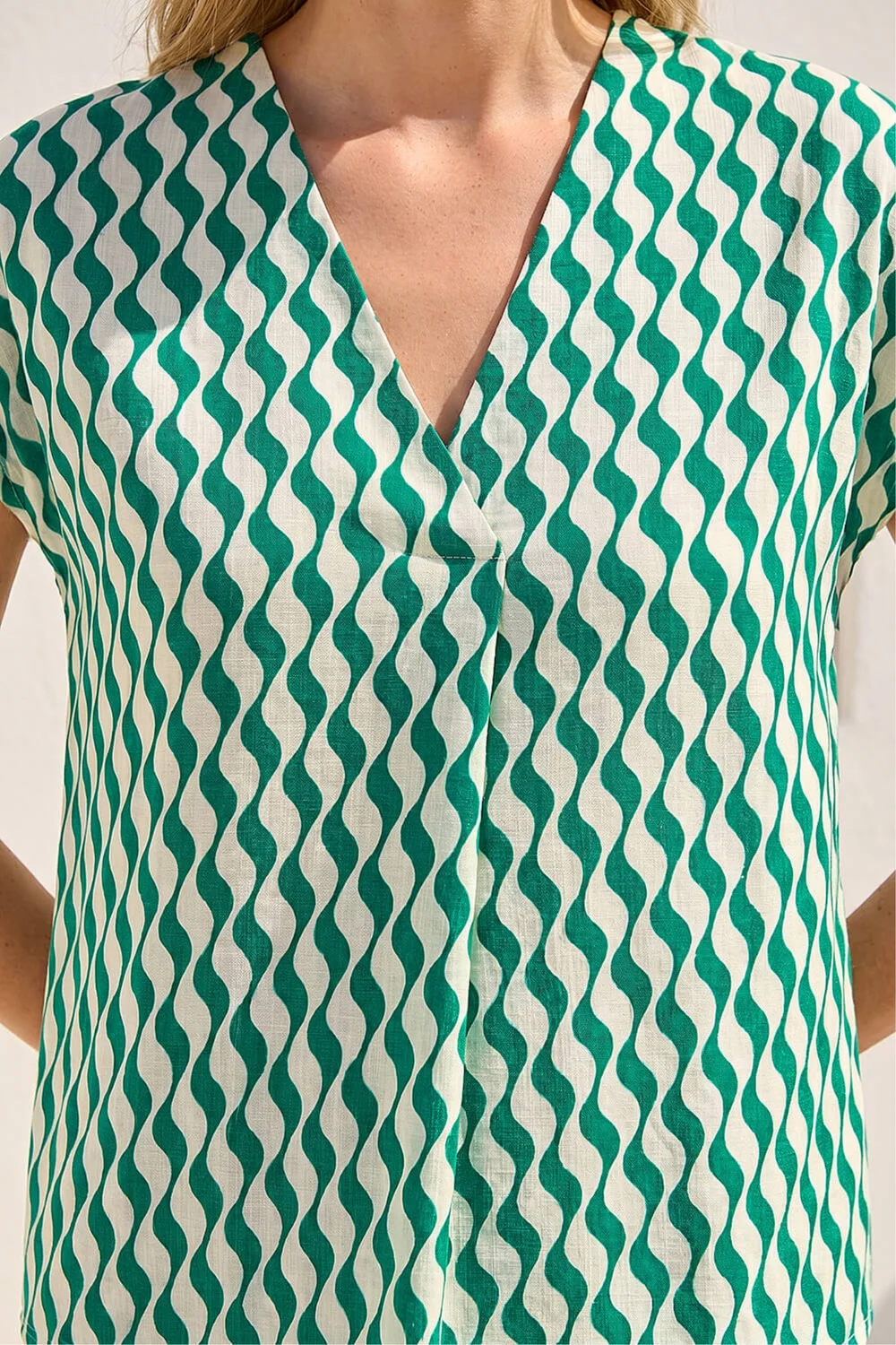 Roman Green Wave Stripe Print V-Neck Top - 10 Image 4