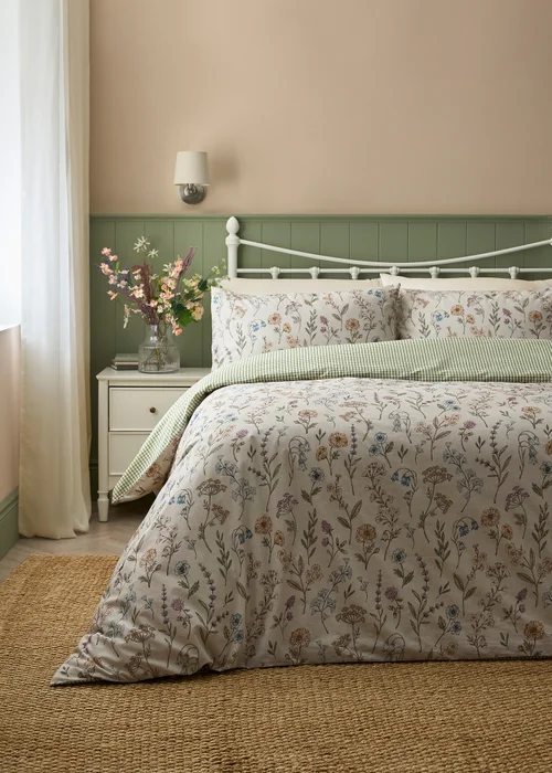 Dreams & Drapes Meadow Floral Reversible Multi Colour Duvet Cover Set - Single Image 1